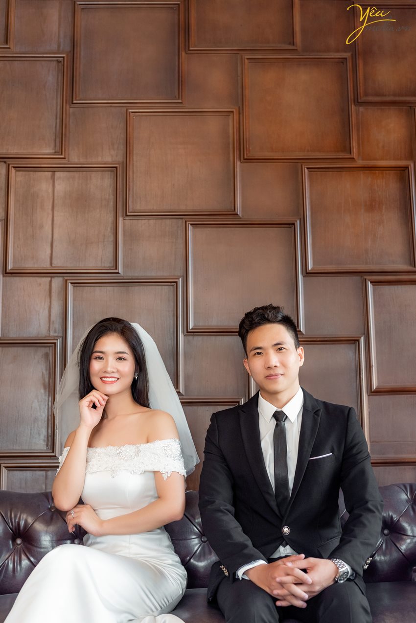 Chụp ảnh cưới hoàng hôn hồ Tây và nắng mùa thu đường Hoàng Diệu: cặp Dũng - Anh