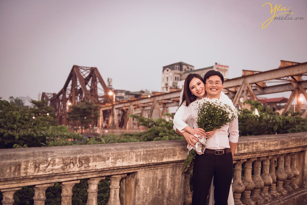 Nếu không có thời gian, chi phí đầu tư cho ảnh cưới thì bạn nên chọn những địa điểm chụp ảnh cưới đẹp ở Hà Nội và miễn phí như thế này.