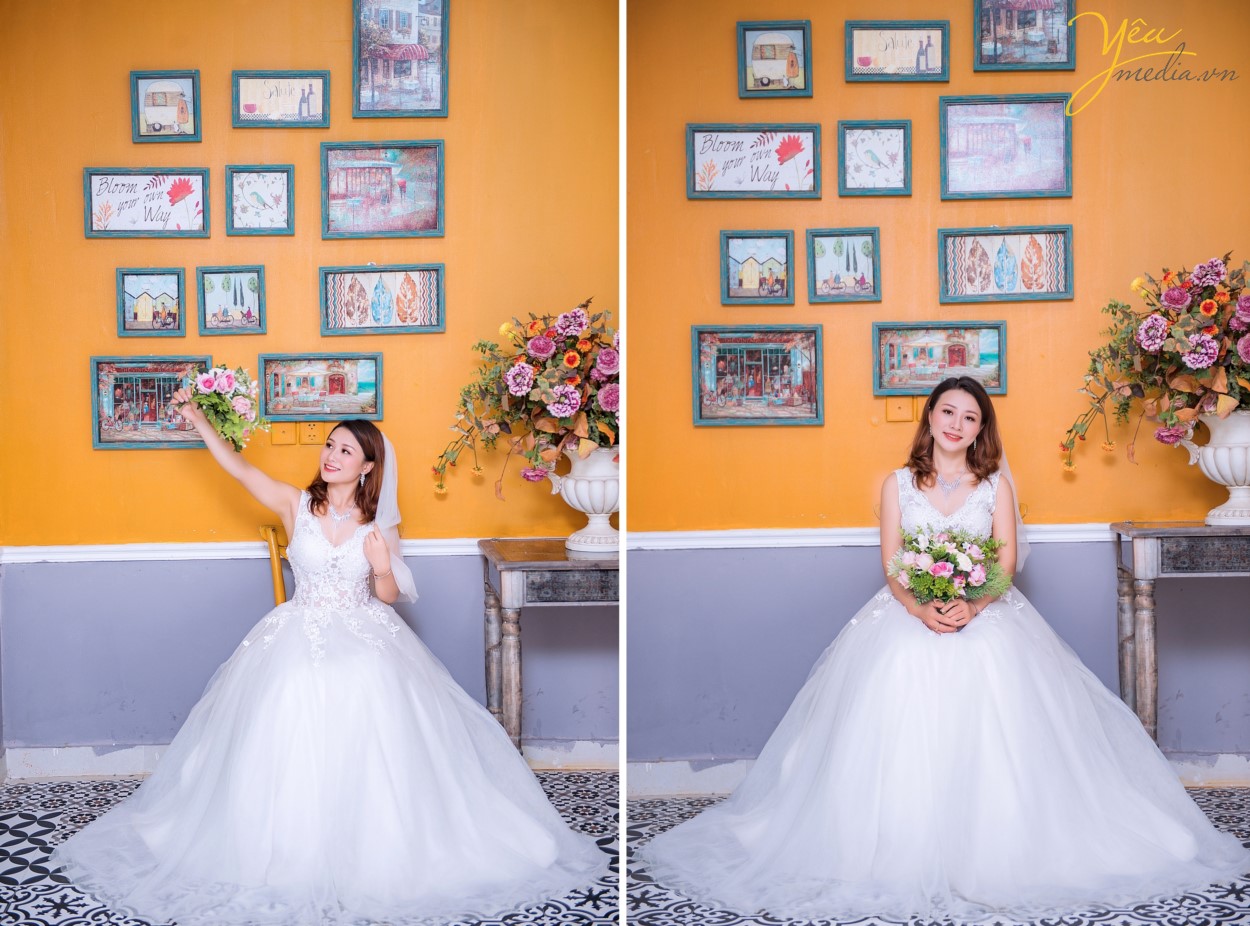 Mùa thu là mùa cưới hỏi đẹp nhất không chỉ bởi có thời tiết đẹp mà còn ở có nhiều điểm đẹp!Hà Nội vào thu, không gian trong veo giữa tiết trời se lạnh. Mùa thu cũng là mùa đẹp nhất trong năm ở Hà Nội và được nhiều đôi uyên ương chọn là thời điểm ghi dấu ấn cho những bộ ảnh cưới lãng mạn.  Nếu ai đó hỏi bạn “Mùa thu chụp ảnh cưới ở đâu đẹp tại Hà Nội?” thì hãy nhắc họ đến với những phim trường vừa nhẹ nhàng, thanh lịch mà không kém phần hiện đại tại nhé.  Hiện nay rất nhiều phim trường có ngoại cảnh đẹp, không gian lãng mạn được lập nên nhằm phục vụ các bạn trẻ: Phim trường Smiley Ville, Phim trường ROSA, Phim trường Santorini... Chúng ta không cần phải đi đâu xa, không cần phải đến nhiều địa điểm mà vẫn có những bức ảnh cưới thật lung linh và huyền diệu. 