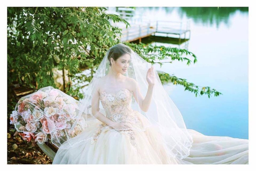 chụp ảnh cưới tại phim trường Vintage