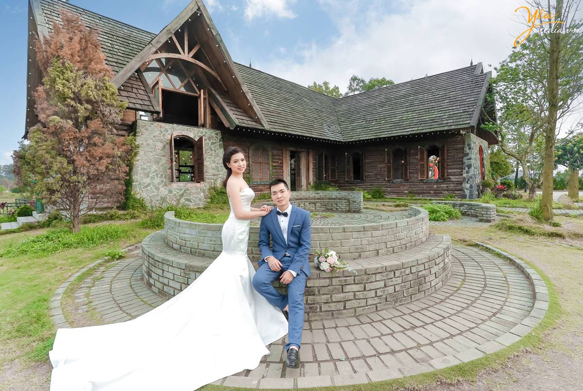 Dịch vụ chụp ảnh cưới ekip chuyên nghiệp tại phim trường Smiley HN