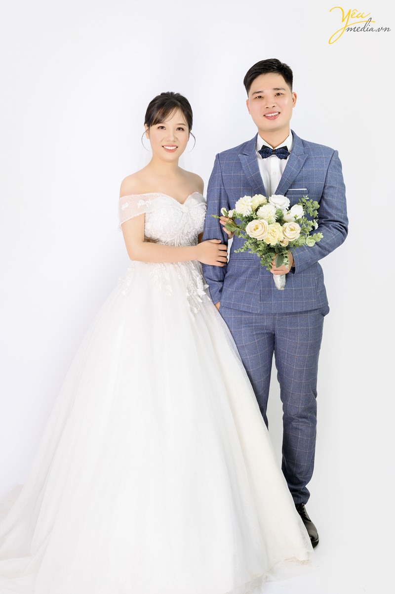 Chụp ảnh cưới style nhẹ nhàng Korea Hàn Quốc trong studio yêu media hà nội yeumedia.vn