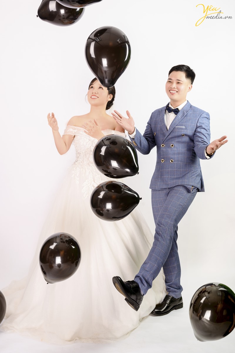 Chụp ảnh cưới style nhẹ nhàng Korea Hàn Quốc trong studio yêu media hà nội yeumedia.vn
