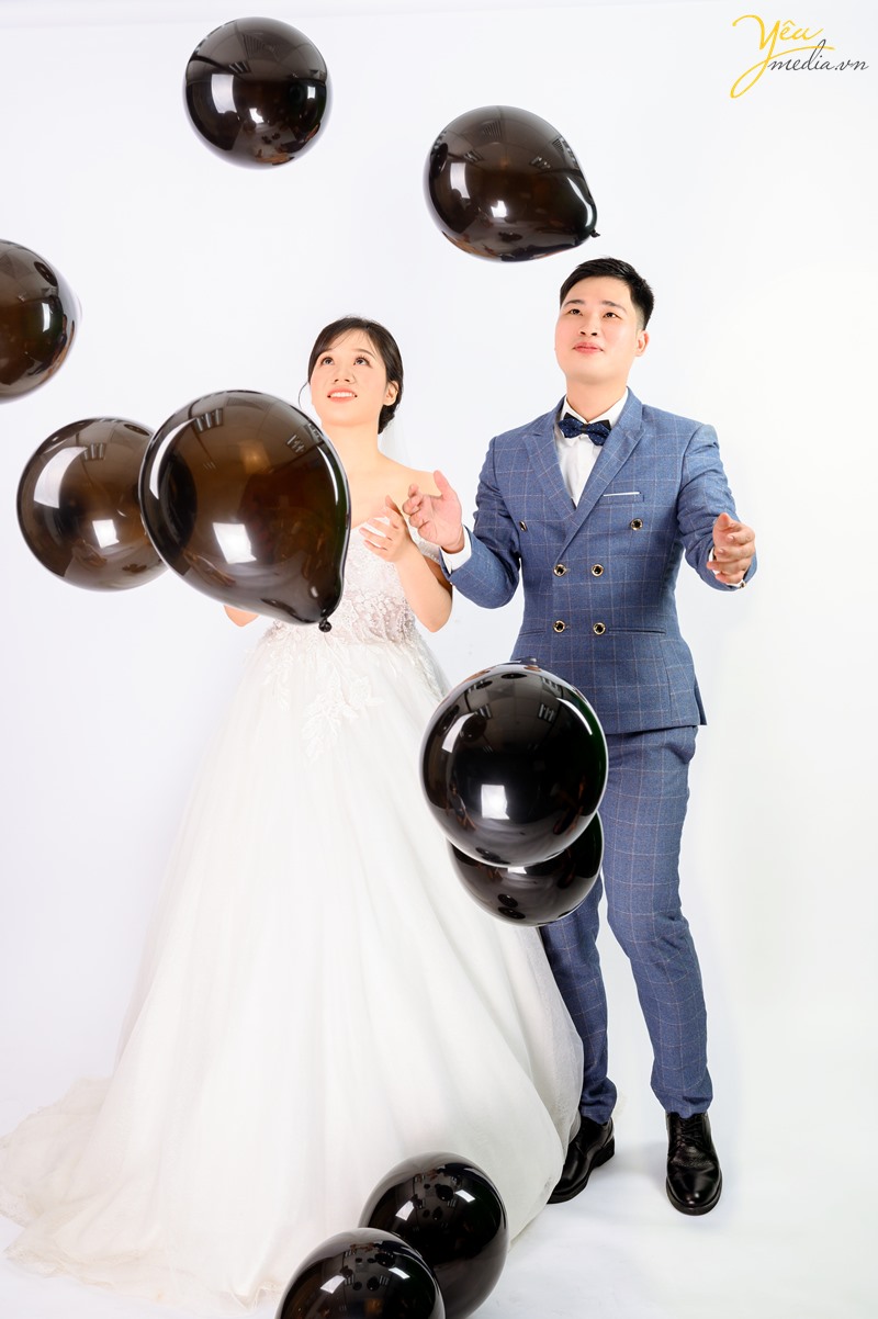 Chụp ảnh cưới style nhẹ nhàng Korea Hàn Quốc trong studio yêu media hà nội yeumedia.vn