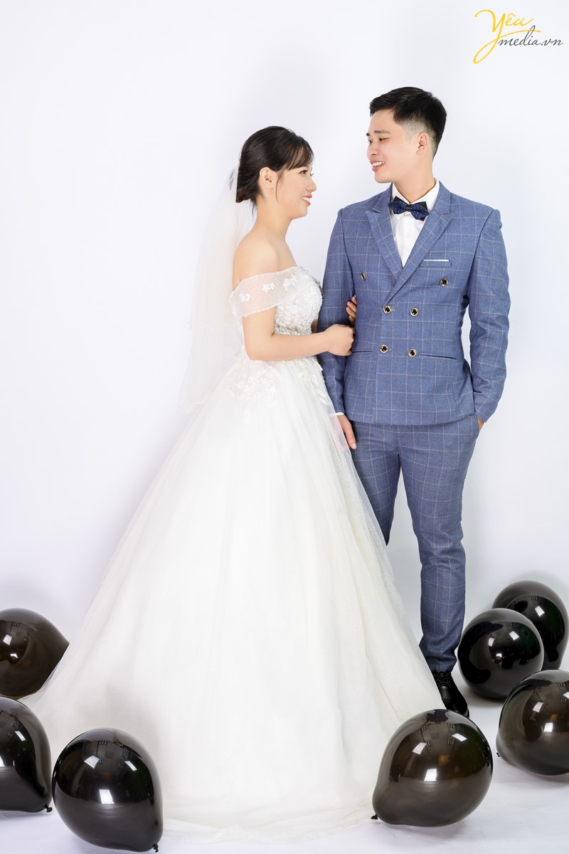 Chụp ảnh cưới style nhẹ nhàng Korea Hàn Quốc trong studio yêu media hà nội yeumedia.vn