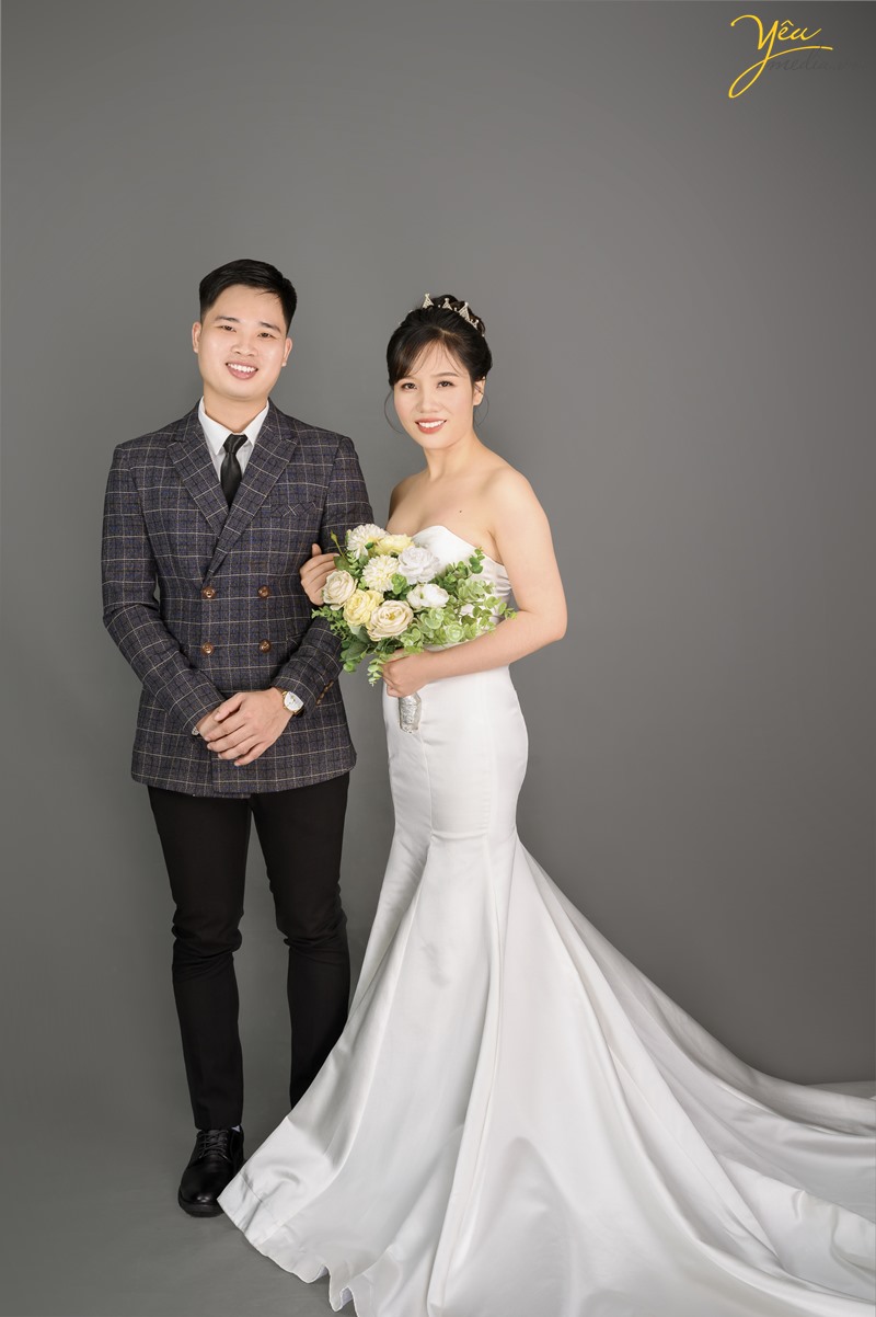 Chụp ảnh cưới style nhẹ nhàng Korea Hàn Quốc trong studio yêu media hà nội yeumedia.vn
