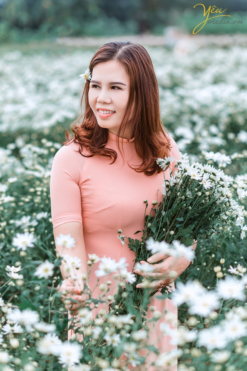 giá chụp ảnh cùng cúc họa mi có make up