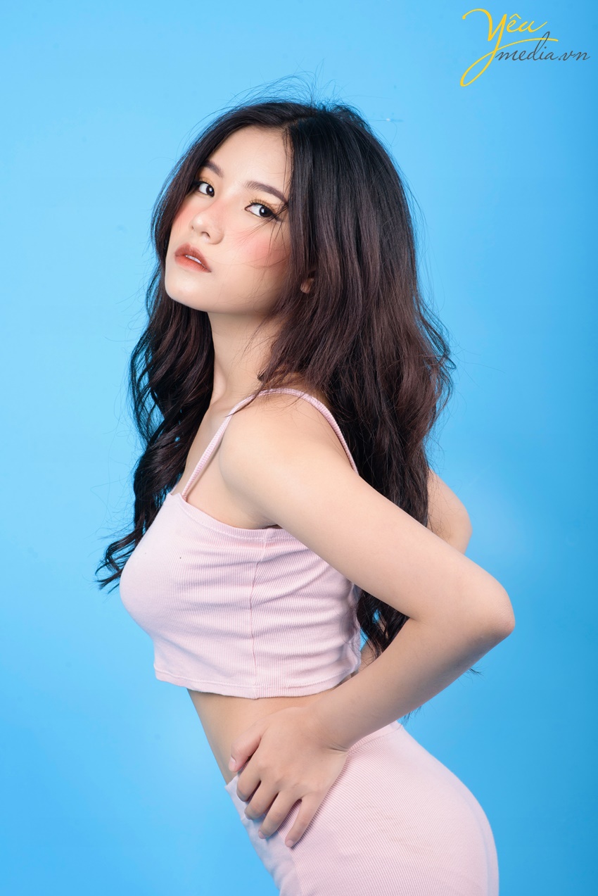 Chụp ảnh thời trang Fashion Lookbook trong studio tại Hà Nội giá bao nhiêu rẻ combo cho shop thời trang