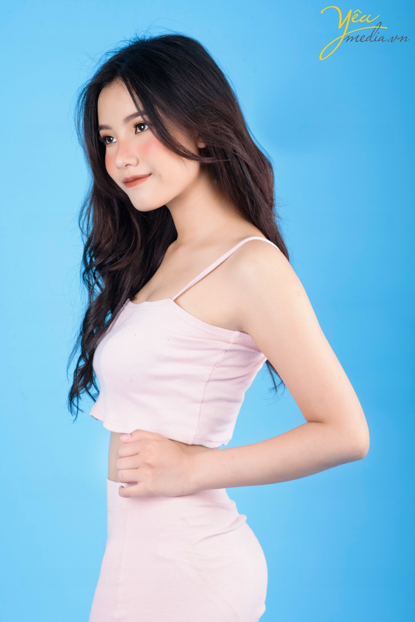 Chụp ảnh thời trang Fashion Lookbook trong studio tại Hà Nội giá bao nhiêu rẻ combo cho shop thời trang