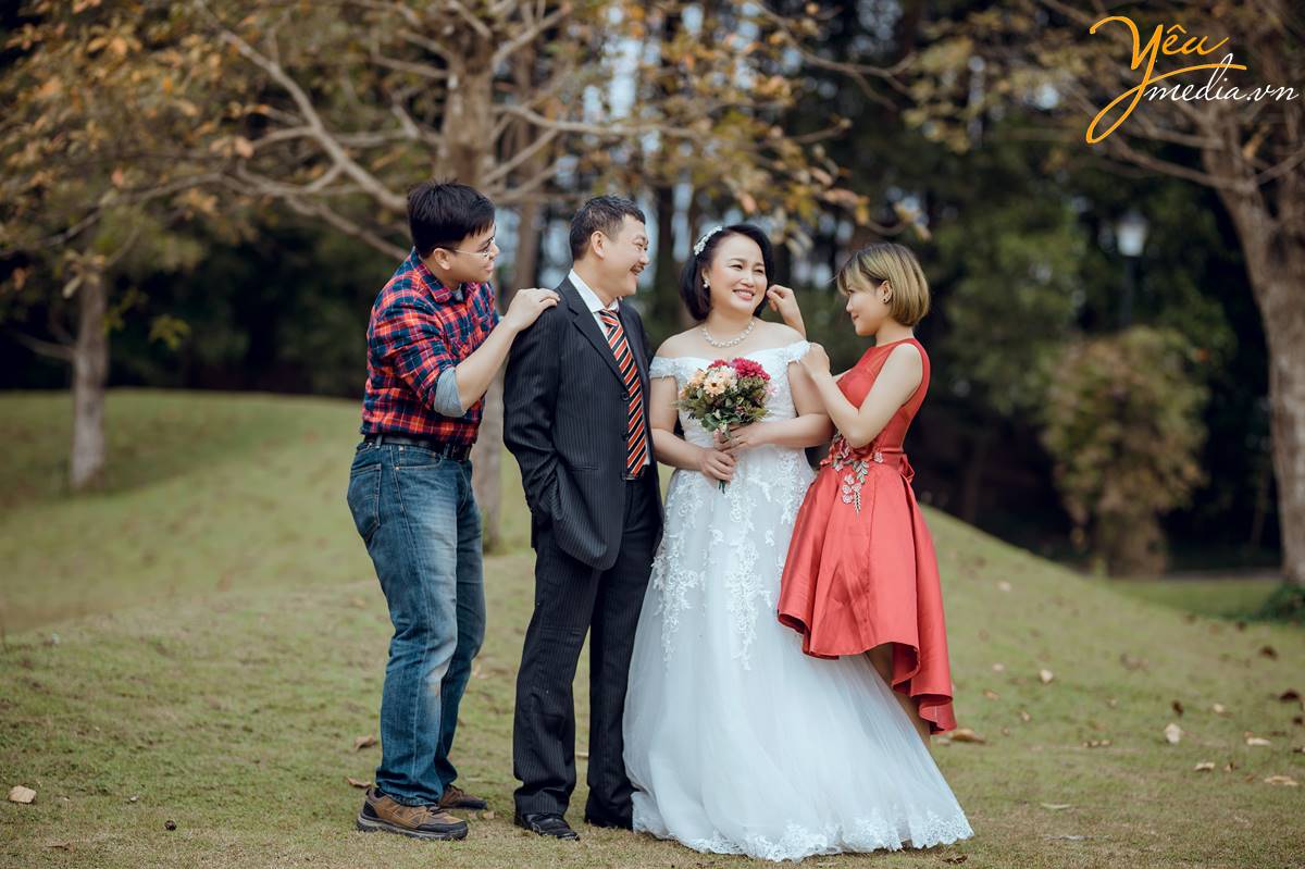 chụp ảnh gia đình tại Đại Lải