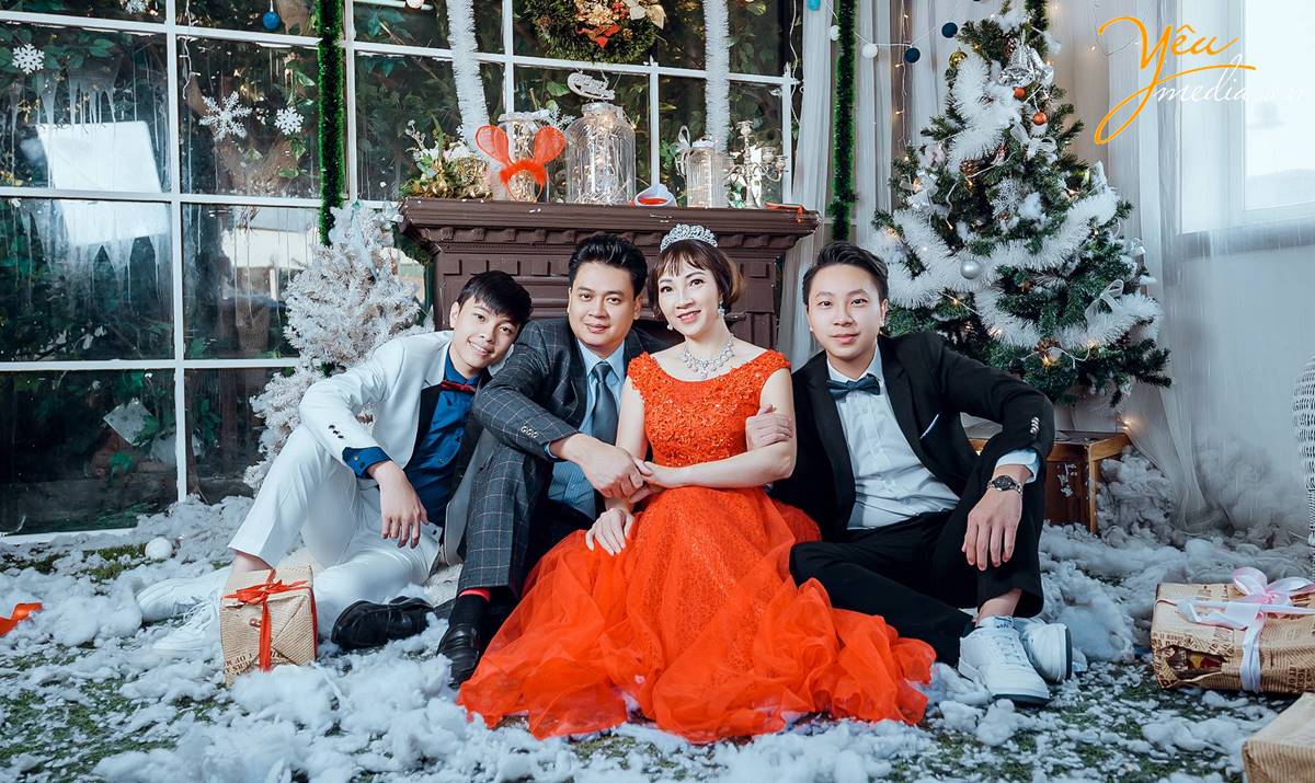 chụp ảnh gia đình, kỉ niệm ngày cưới