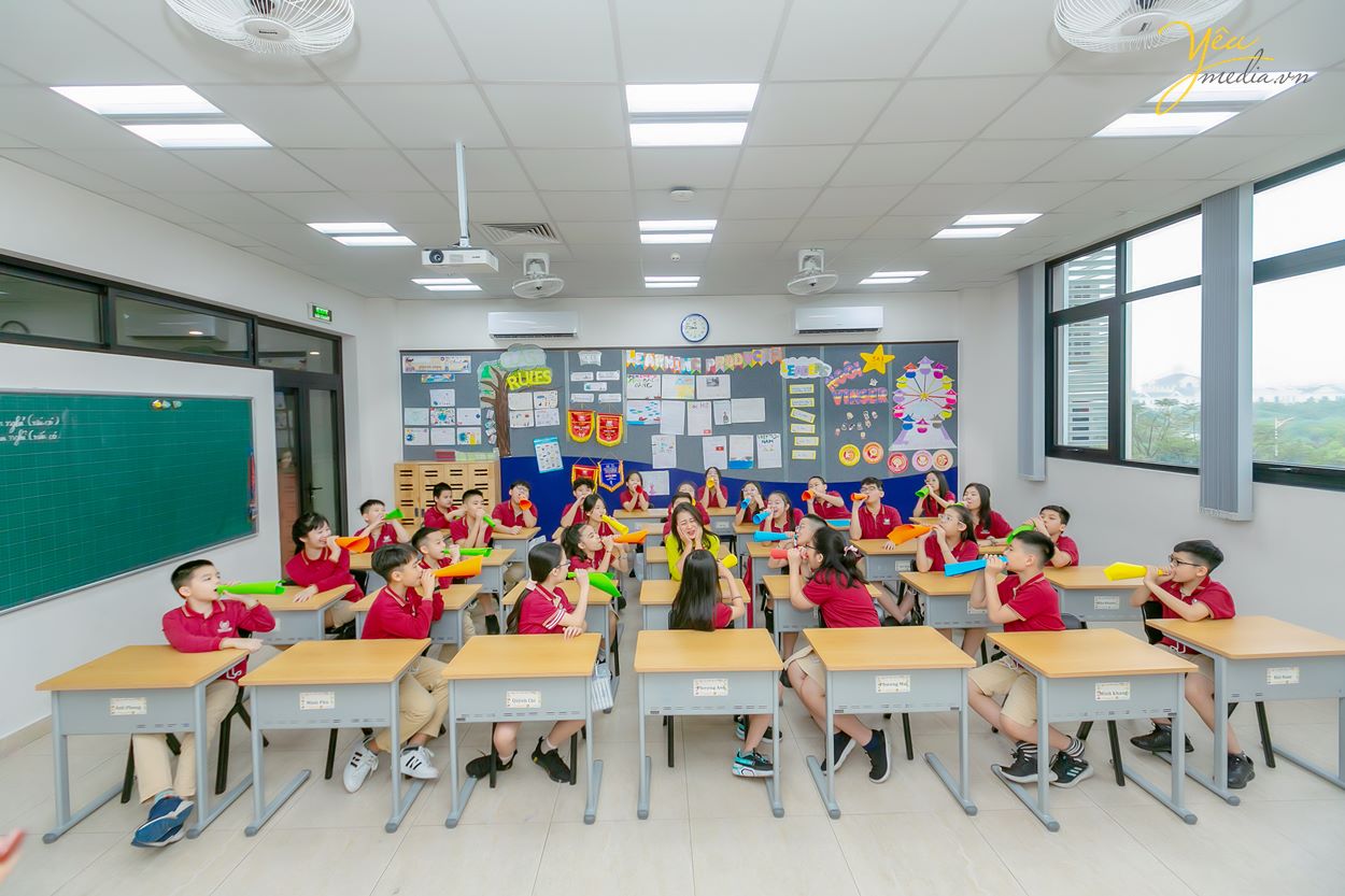 Chụp ảnh kỷ yếu cuối năm học cho học sinh trường Vinschool