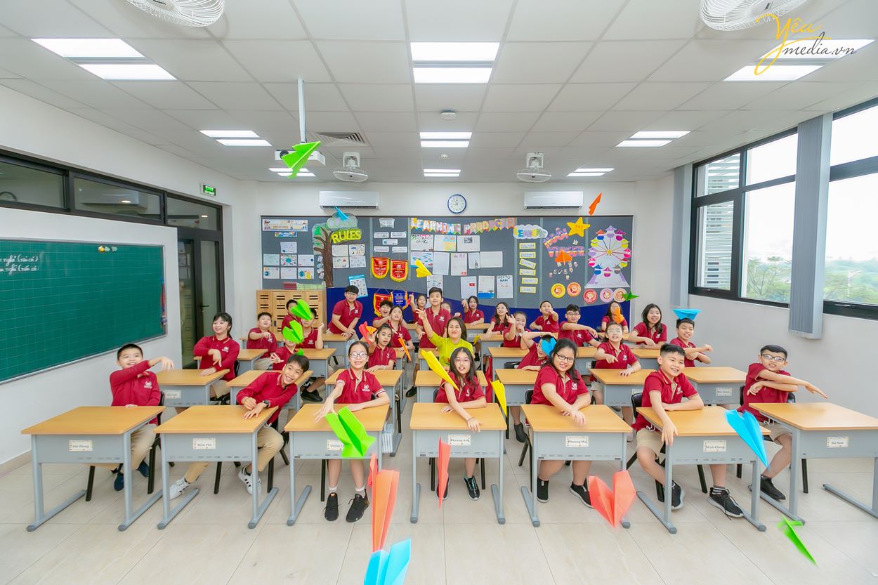 Chụp ảnh kỷ yếu cuối năm học cho học sinh trường Vinschool