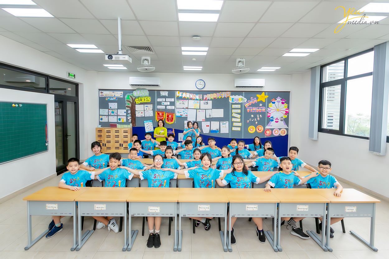 Chụp ảnh kỷ yếu cuối năm học cho học sinh trường Vinschool