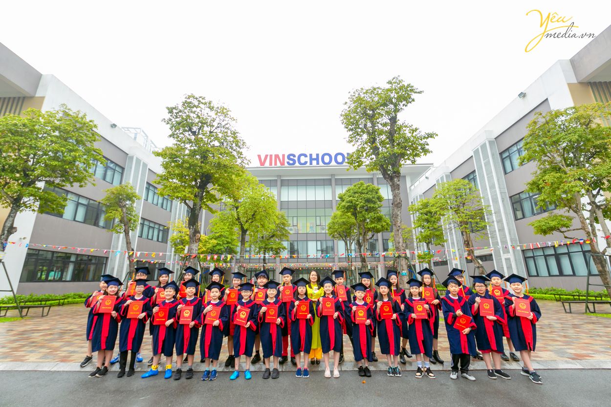 Chụp ảnh kỷ yếu cuối năm học cho học sinh trường Vinschool