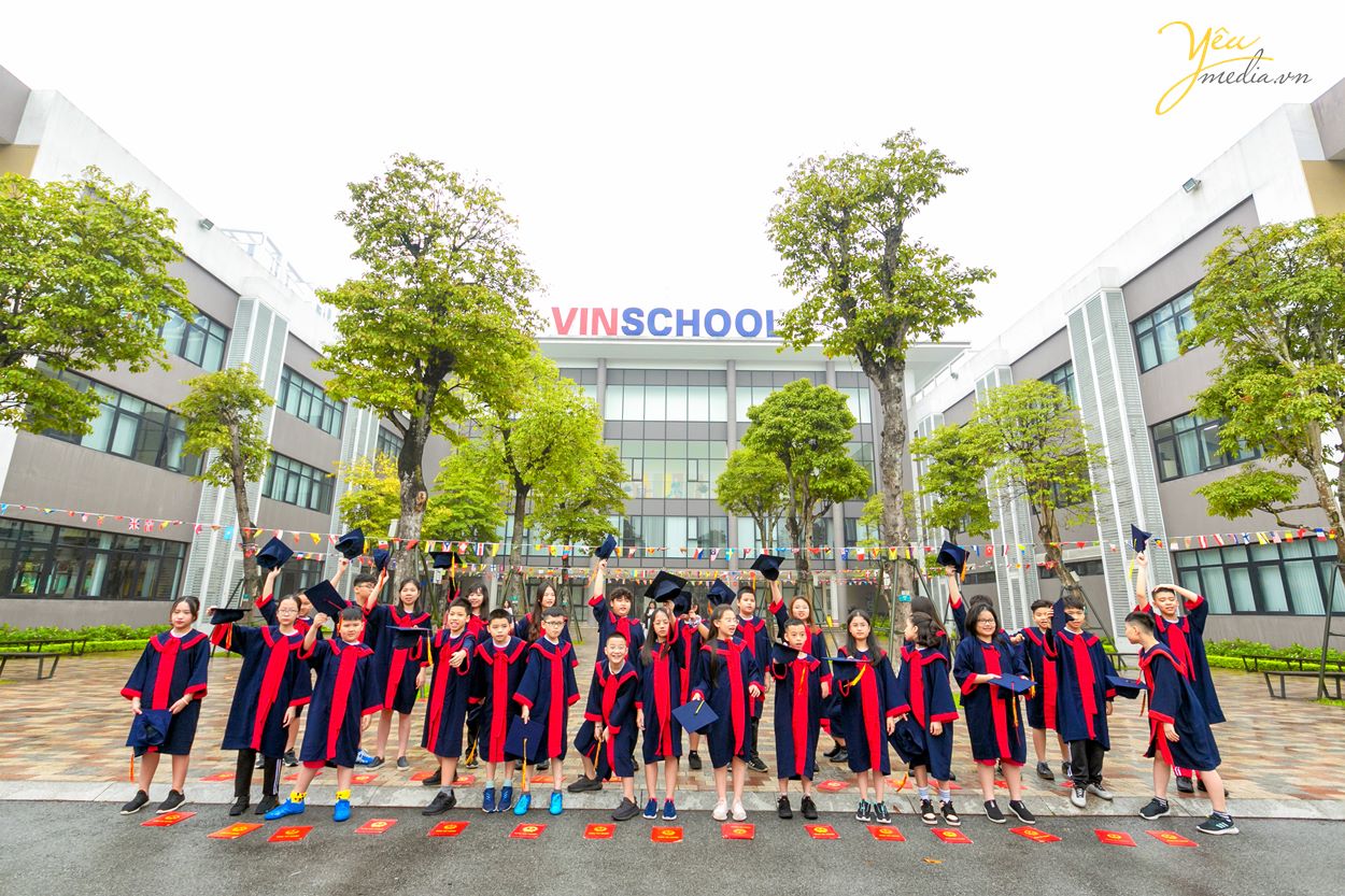 Chụp ảnh kỷ yếu cuối năm học cho học sinh trường Vinschool