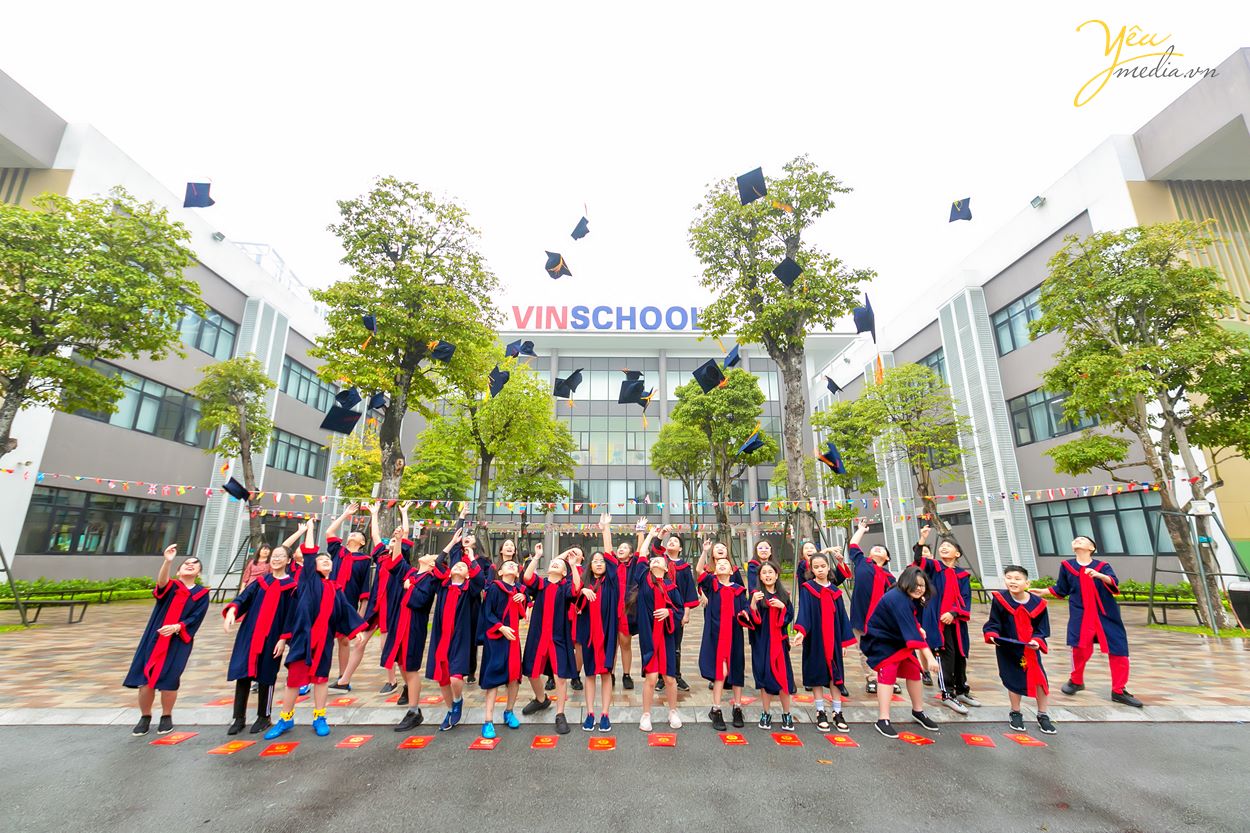 Chụp ảnh kỷ yếu cuối năm học cho học sinh trường Vinschool