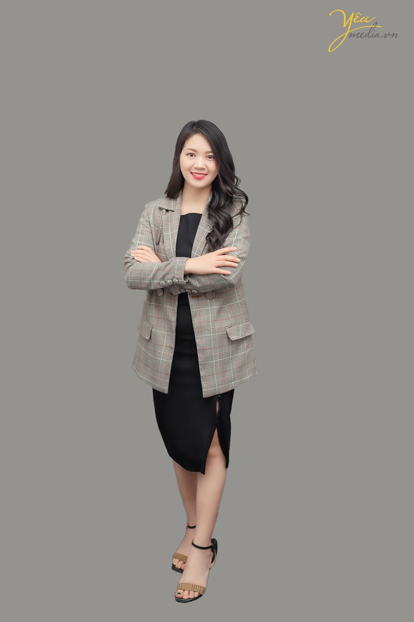 Một bộ ảnh chân dung nghề nghiệp sẽ tạo cho khách hàng thấy được sự chuyên nghiệp của công ty/ doanh nghiệp bạn