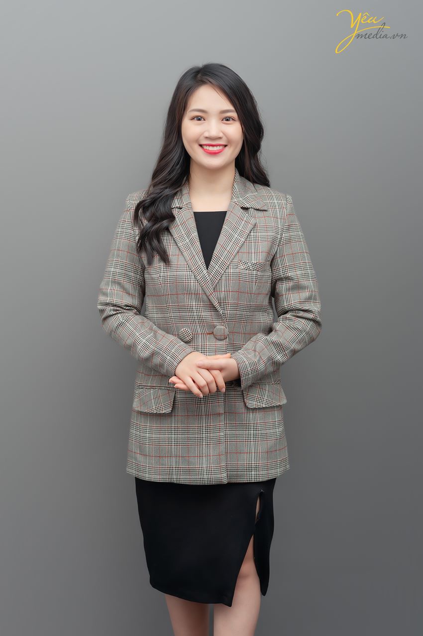 Một bộ ảnh chân dung nghề nghiệp sẽ tạo cho khách hàng thấy được sự chuyên nghiệp của công ty/ doanh nghiệp bạn