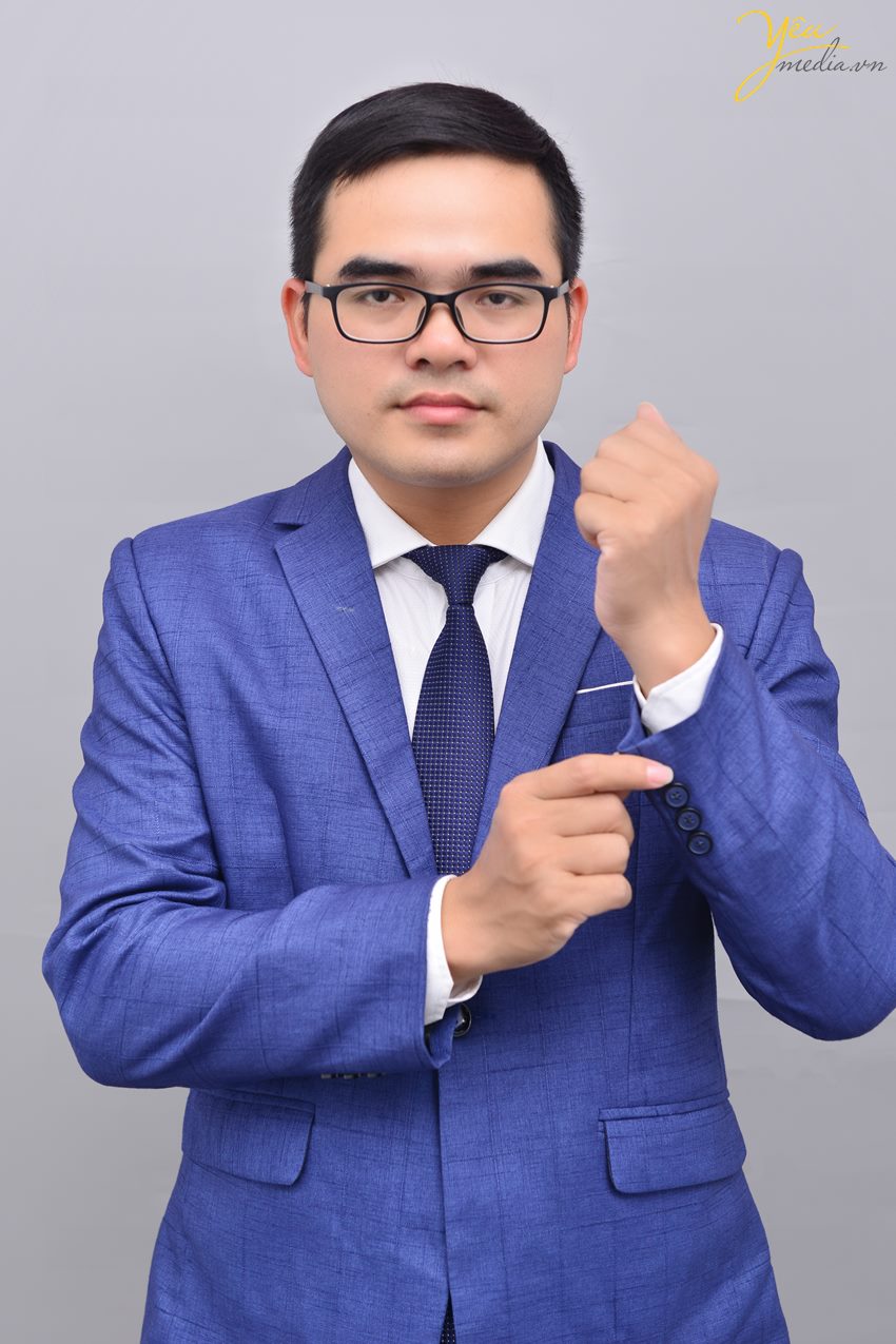 Chụp ảnh chân dung nam giới đẹp nhất tại Hà Nội trong studio