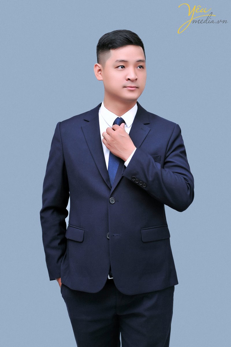 Chụp ảnh profile chân dung doanh nhân Hà Nội  hướng dẫn cách chụp hình tạo dáng đẹp nhất cho nam giới trong studio