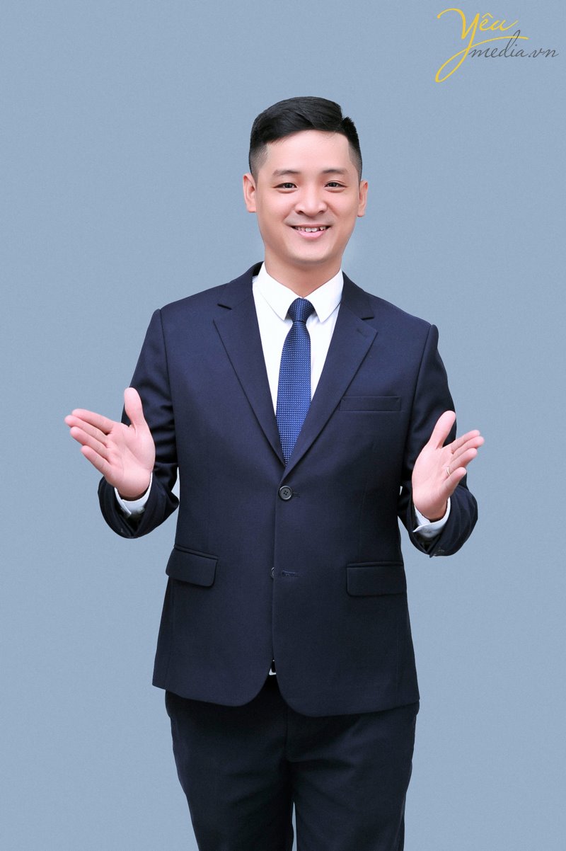 Chụp ảnh profile chân dung doanh nhân Hà Nội  hướng dẫn cách chụp hình tạo dáng đẹp nhất cho nam giới trong studio