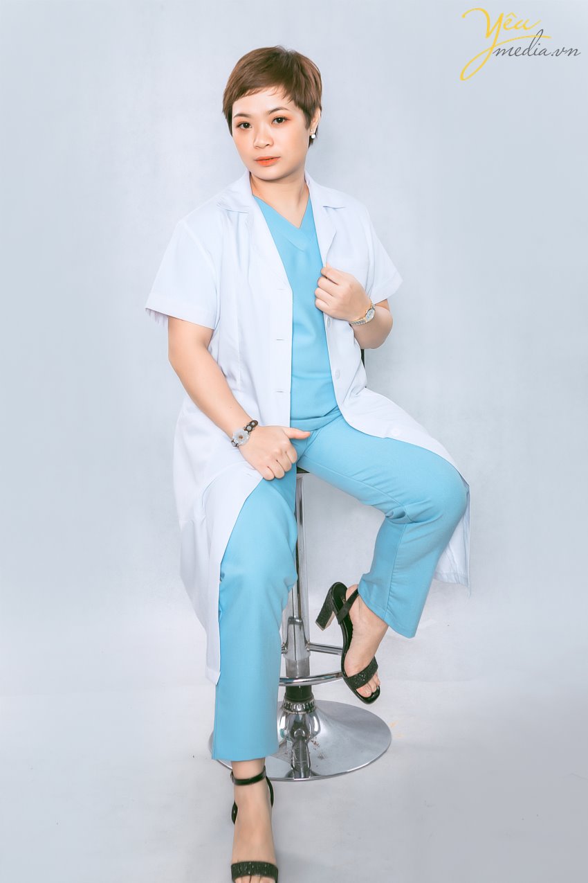 Để thúc đẩy tinh thần teamwork ở các đội nhóm, tổ chức, công ty... rất nhiều đơn vị đã lựa chọn Yêu Media làm đơn vị thực hiện bộ ảnh profile nơi quy tụ đầy đủ những gương mặt của các thành viên, để luôn nhắc nhở mọi người về một khung hình chung, về một mục tiêu chung, để cùng cố gắng hoàn thành tốt nhiệm vụ của mình. 