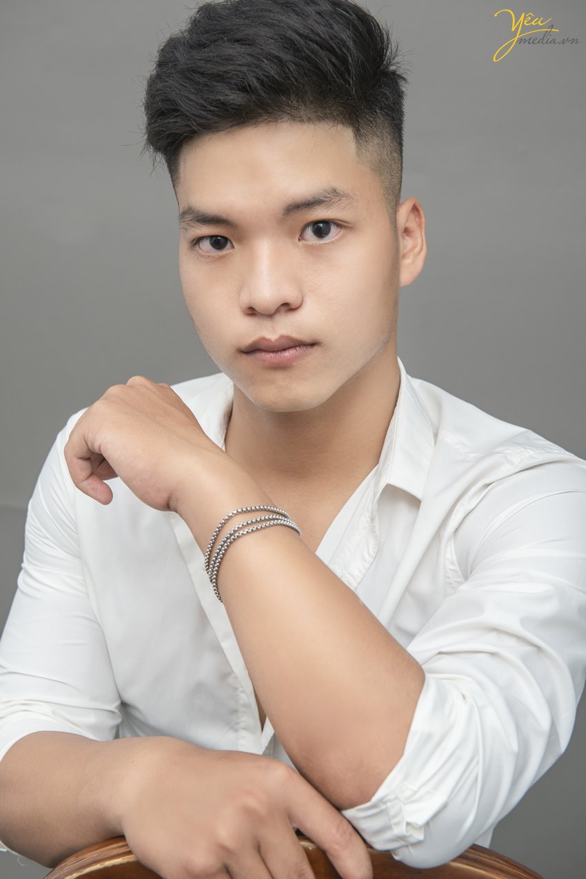 Chụp ảnh Profile nam ở Hà Nội uy tín, chất lượng tại studio: Khách hàng Mr. Nhật