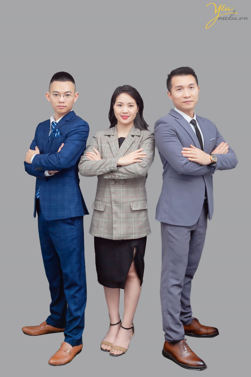 Chụp ảnh profile cho đội nhóm team 3 người của công ty làm hồ sơ năng lực Hà Nội