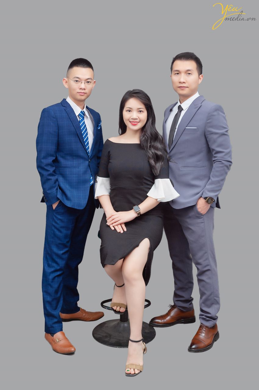 Chụp ảnh profile cho đội nhóm team 3 người của công ty làm hồ sơ năng lực Hà Nội
