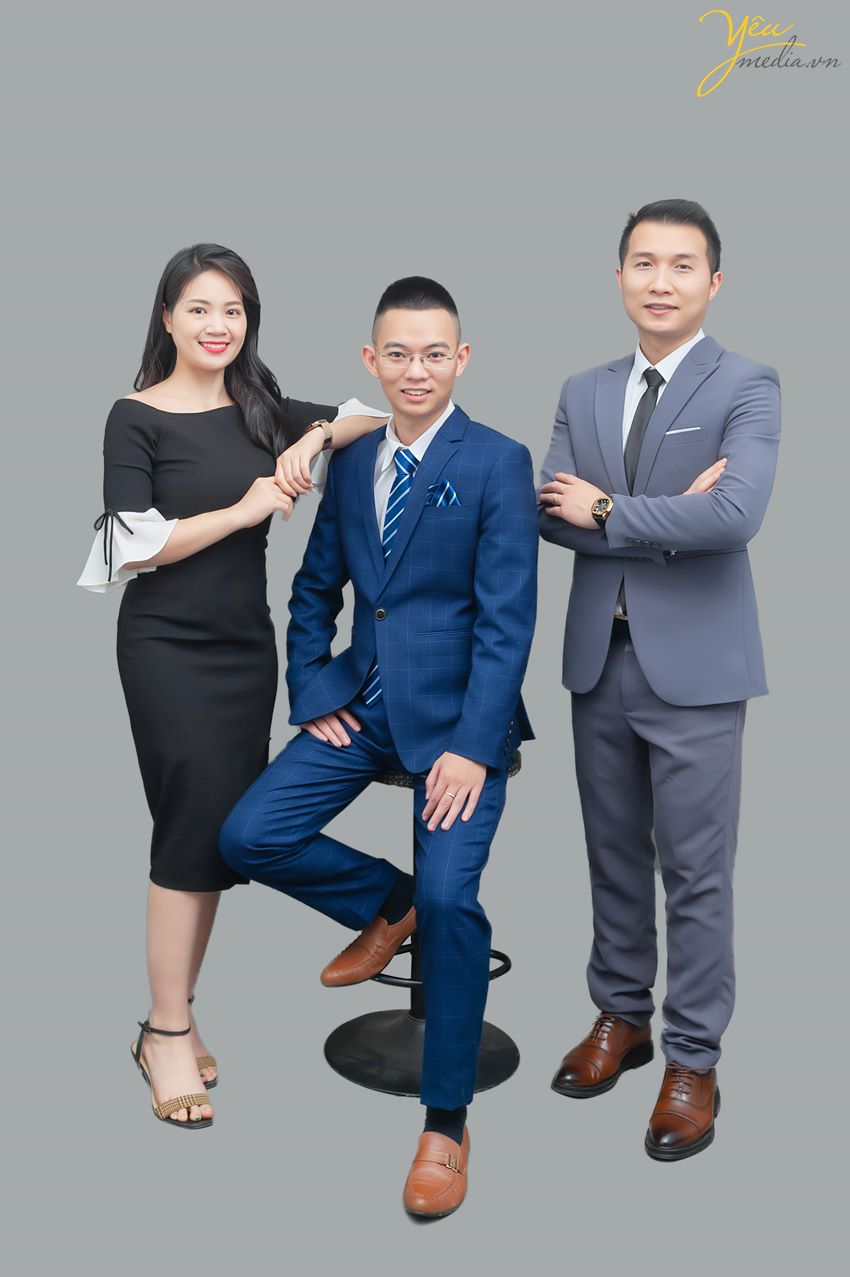 Chụp ảnh profile cho đội nhóm team 3 người của công ty làm hồ sơ năng lực Hà Nội