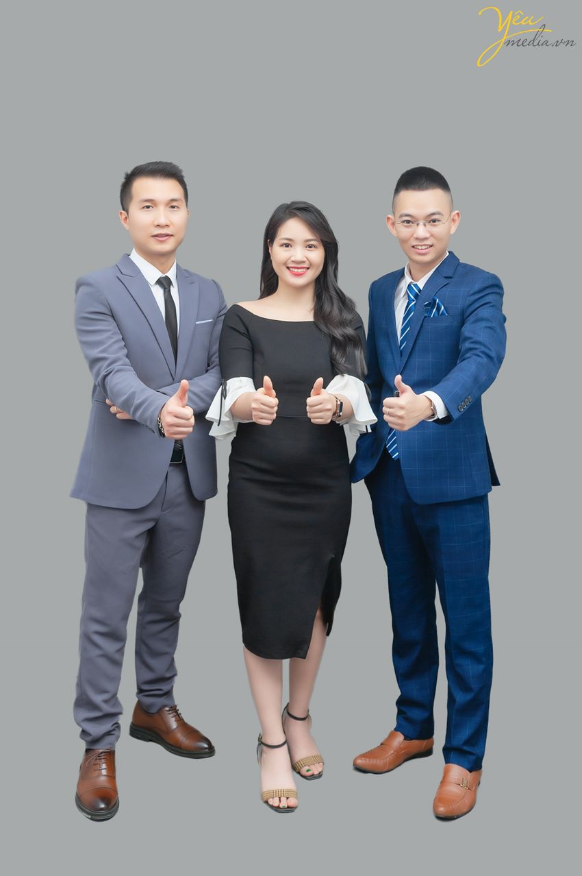 Chụp ảnh profile cho đội nhóm team 3 người của công ty làm hồ sơ năng lực Hà Nội