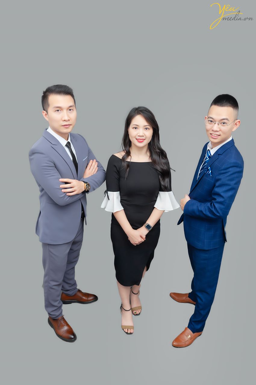Chụp ảnh profile cho đội nhóm team 3 người của công ty làm hồ sơ năng lực Hà Nội