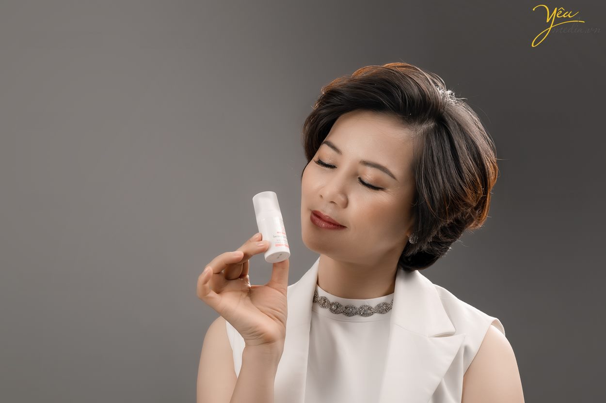 Chụp ảnh profile chân dung cho Boss của shop trong studio hà nội