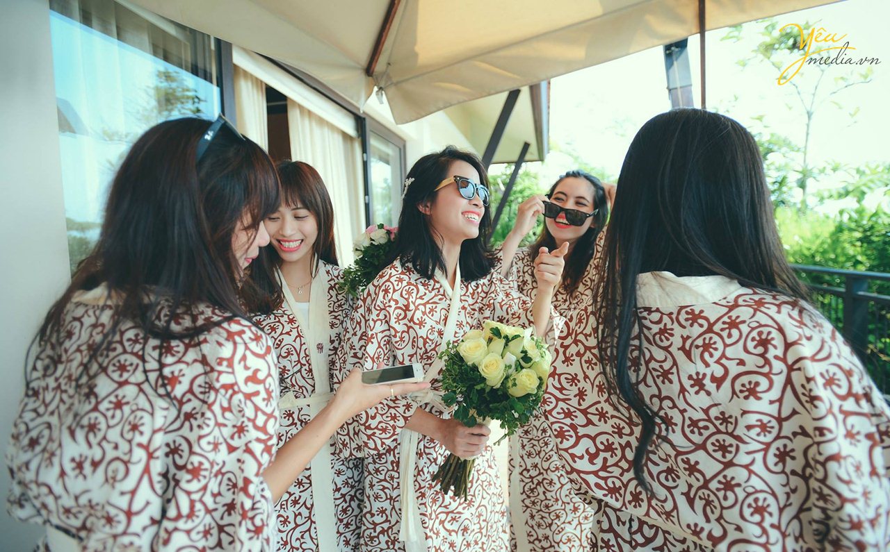 ảnh phóng sự cưới tổ chức ở biển
