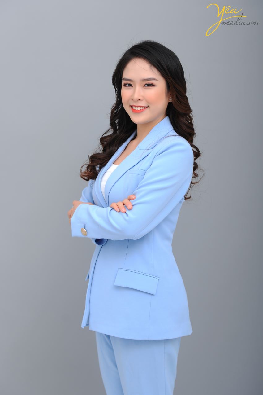 Vậy chụp ảnh profile để làm gì? Bạn có thể để làm bộ ảnh để đời với nhiều style khác nhau hay đơn giản là làm ảnh đại diện trên facebook.