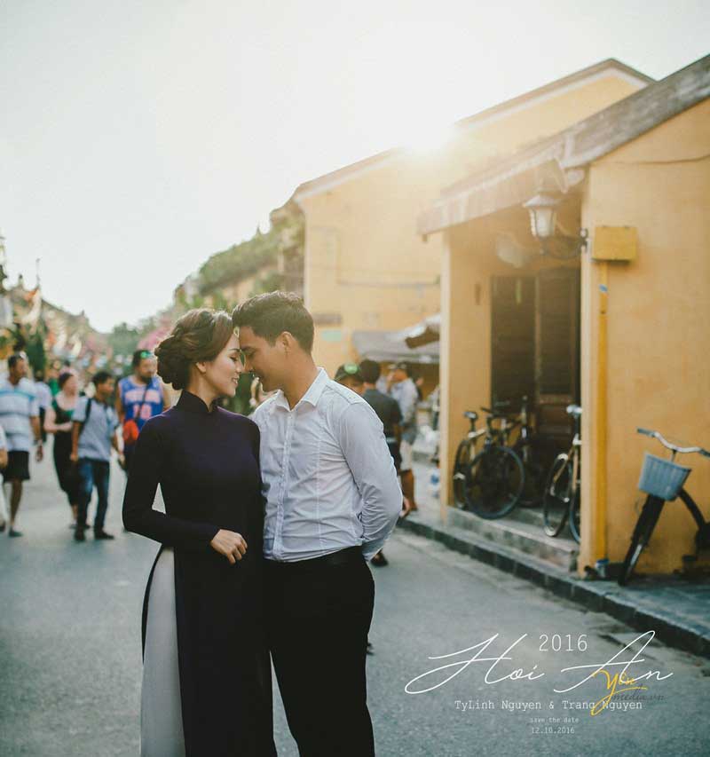 ảnh cưới chụp hội an với áo dài tím