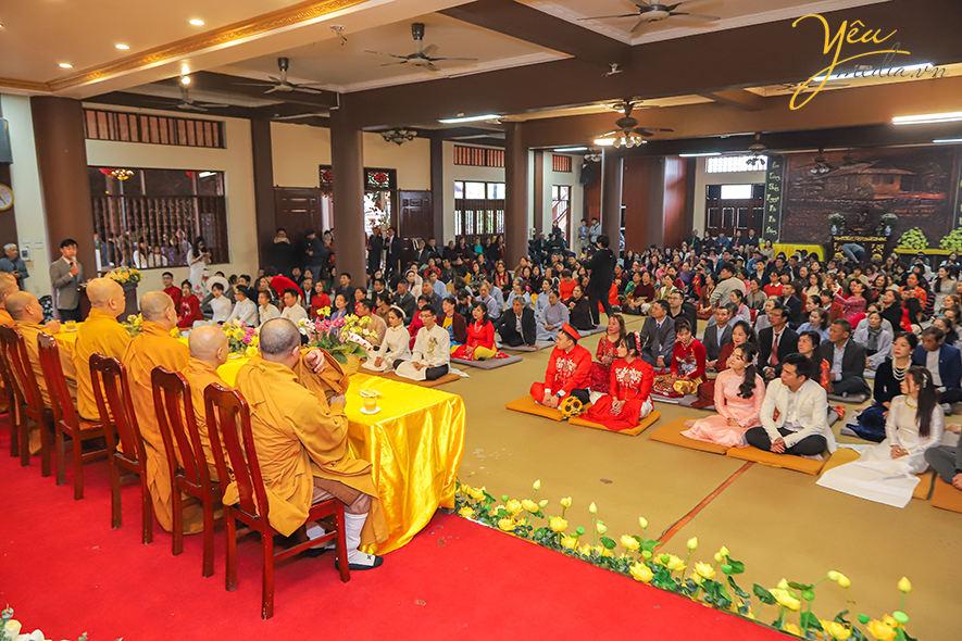 Lễ hằng thuận của chú rể trần hiếu và cô dâu bảo uyên tại chùa sùng phúc