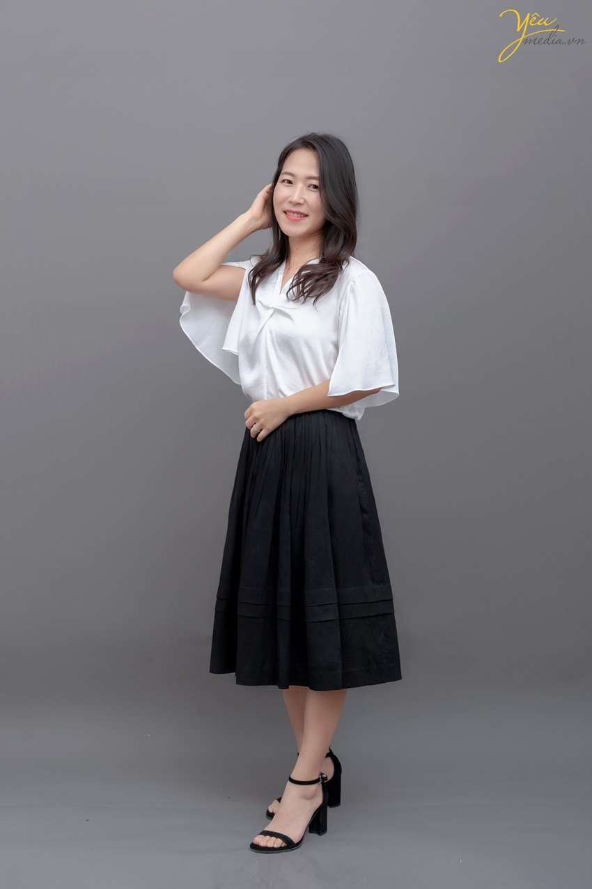 korean portrait photo background studio cv business hanoi studio vietnam ha noi korea