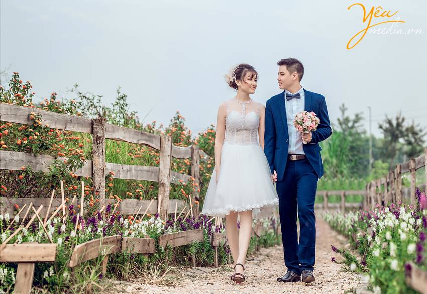 Những Vest Cưới Màu Sắc Trẻ Trung Cho Chú Rể