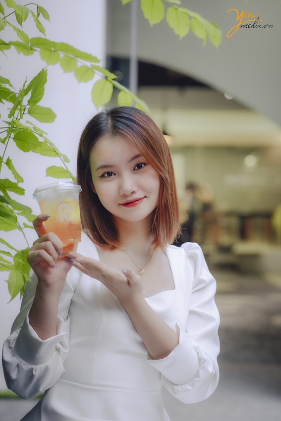 Review quán cà phê "sống ảo" cực chất ở giữa Hà Nội (Hoàng Cầu, HN)