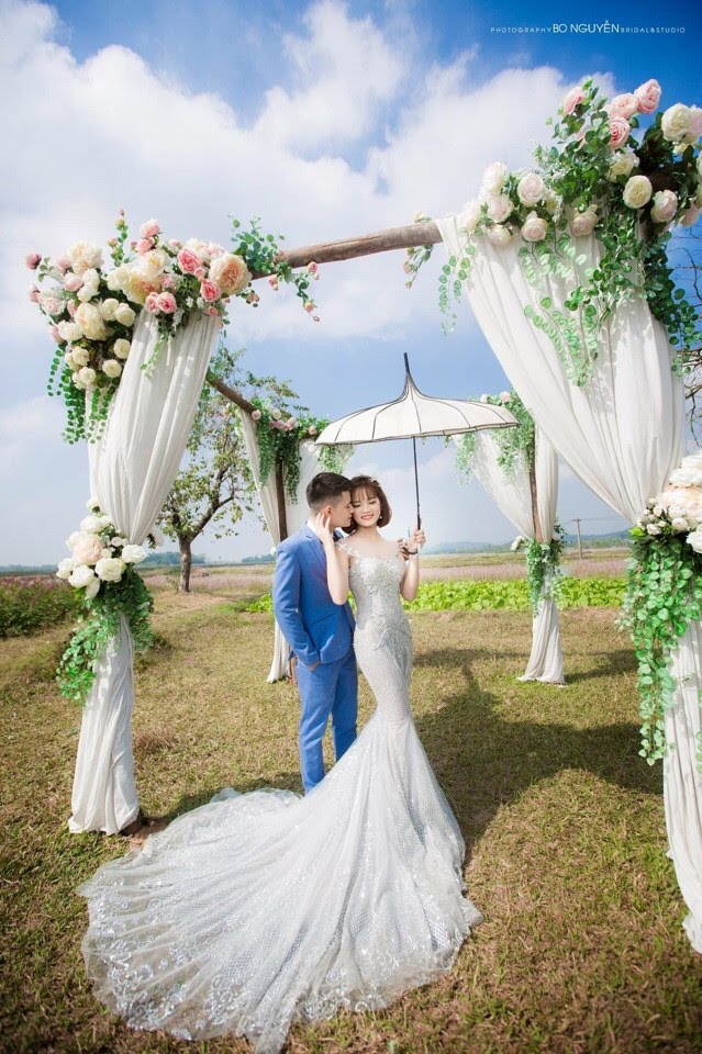 chụp ảnh cưới tại phim trường Rose Garden Bắc Giang