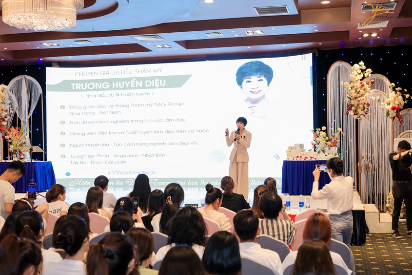 Ảnh chụp sự kiện công ty cổ phần dược mỹ phẩm GBH