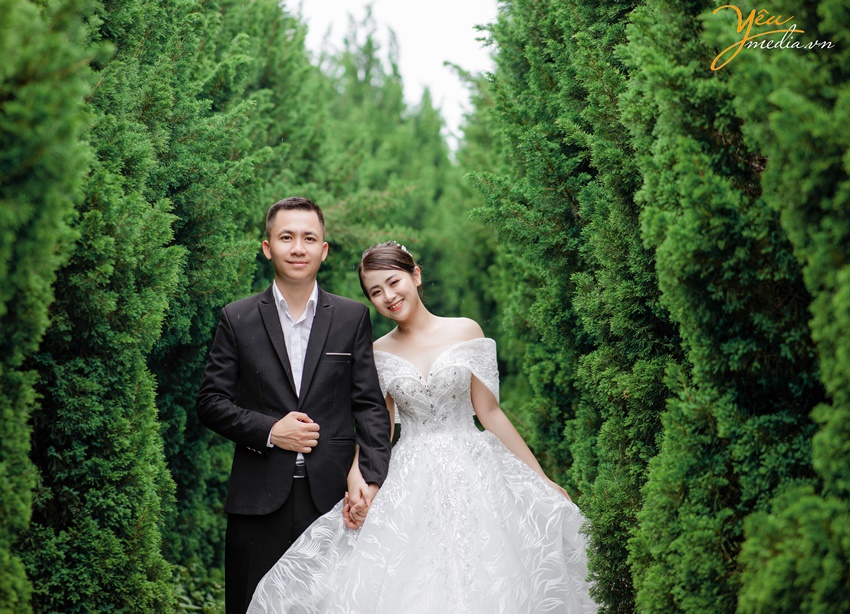 Bộ ảnh cưới chụp tại phim trường Santorini của cặp đôi Quốc Trị - Ngọc Vi