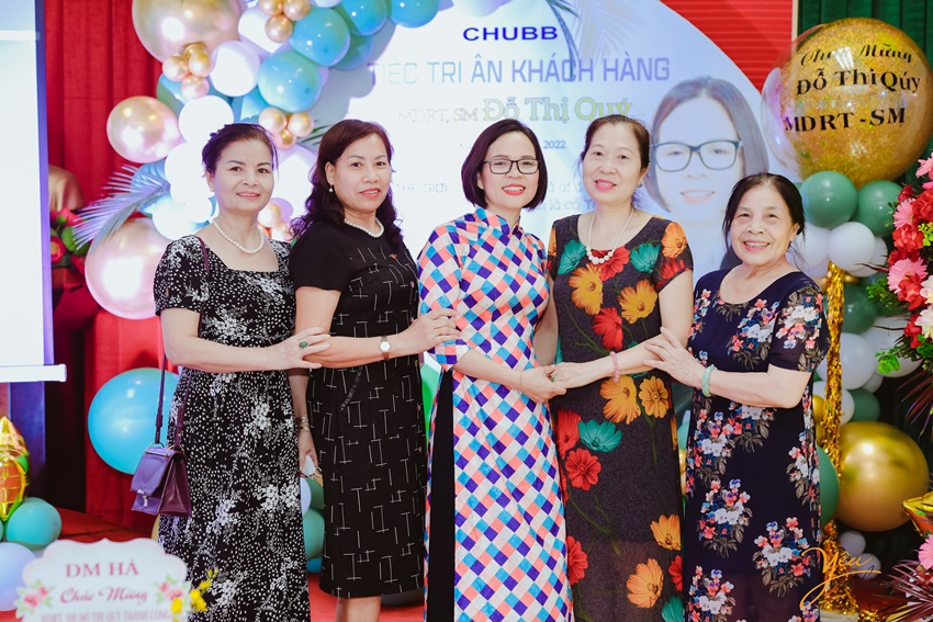 Ảnh chụp sự kiện buổi tri ân khách hàng của chị Quý - bảo hiểm Chubb Life