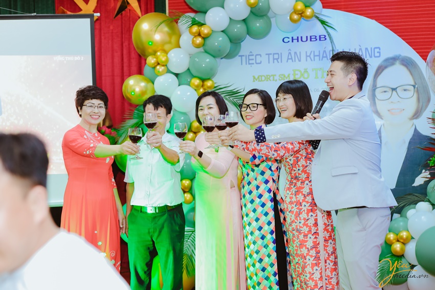 Ảnh chụp sự kiện buổi tri ân khách hàng của chị Quý - bảo hiểm Chubb Life
