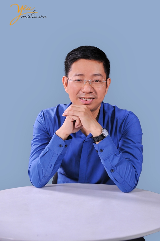 Ảnh chụp chân dung nghề nghiệp ngành bất động sản của anh Xuân Hương