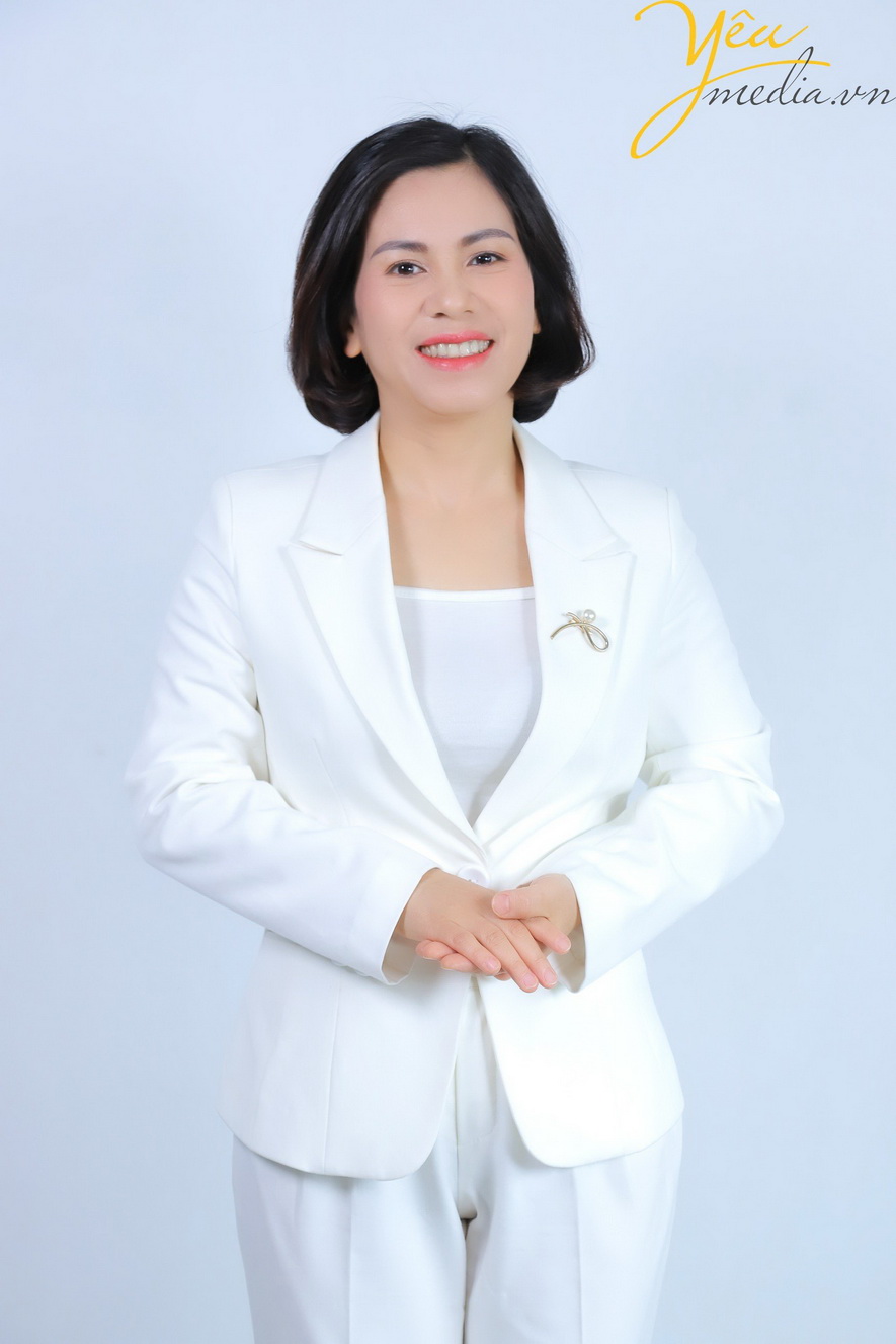 Cùng ngắm nhìn bộ ảnh profile siêu đẹp tại studio Yêu media