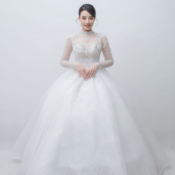 Váy cưới Tissi