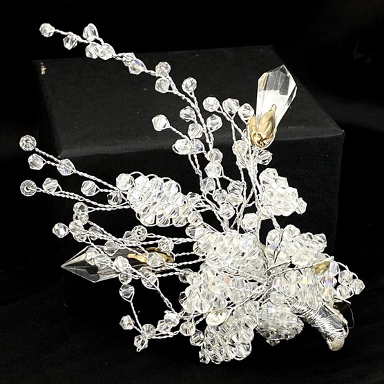Phụ kiện cô dâu 03